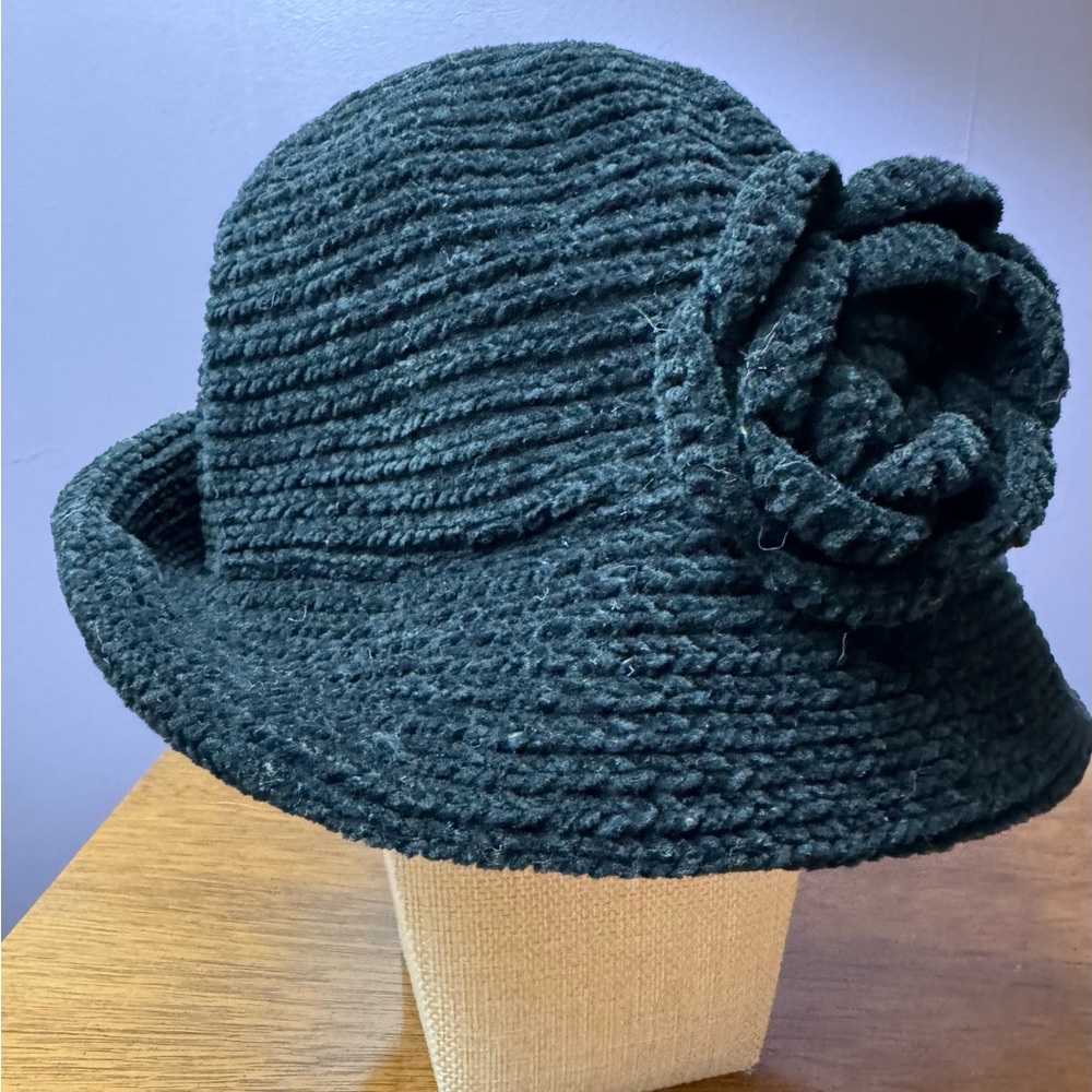 Ann Taylor Black Bucket Hat with Rosette Detail - Picture 4 of 15